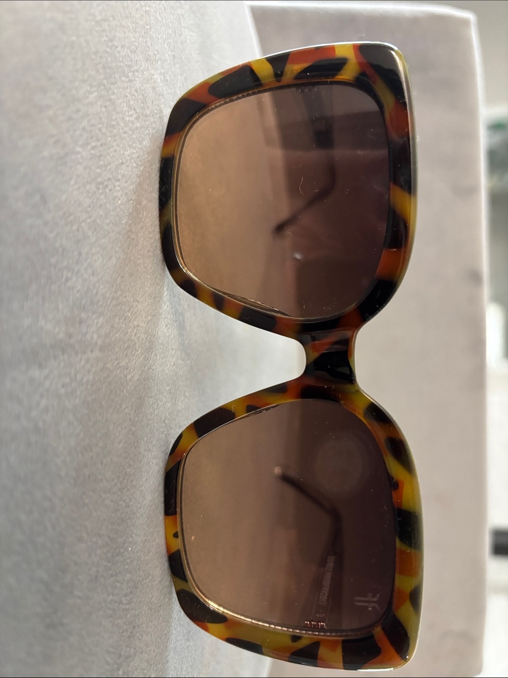 FRYE Tortoiseshell Square Frame Sunglasses - Brown Lenses